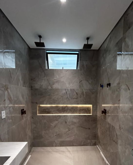 Banheiro em porcelanato